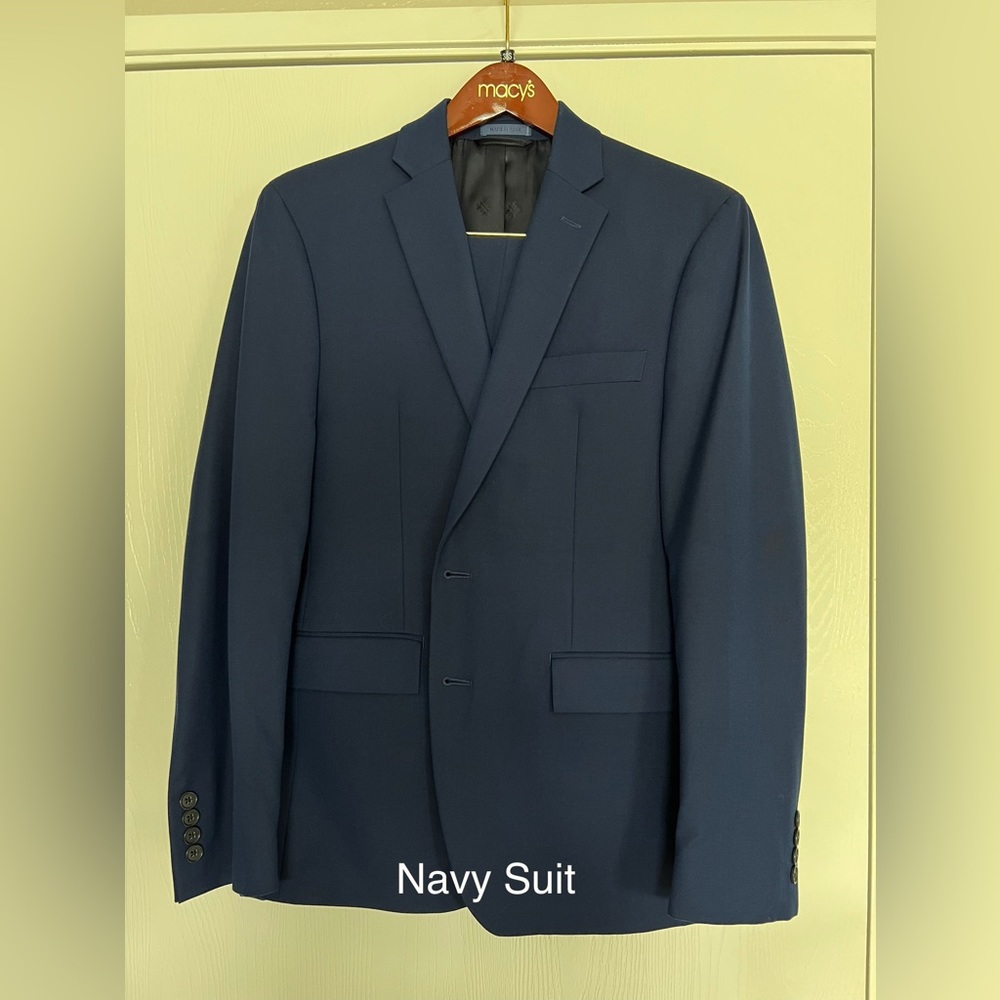 Men’s Navy Blue Suit